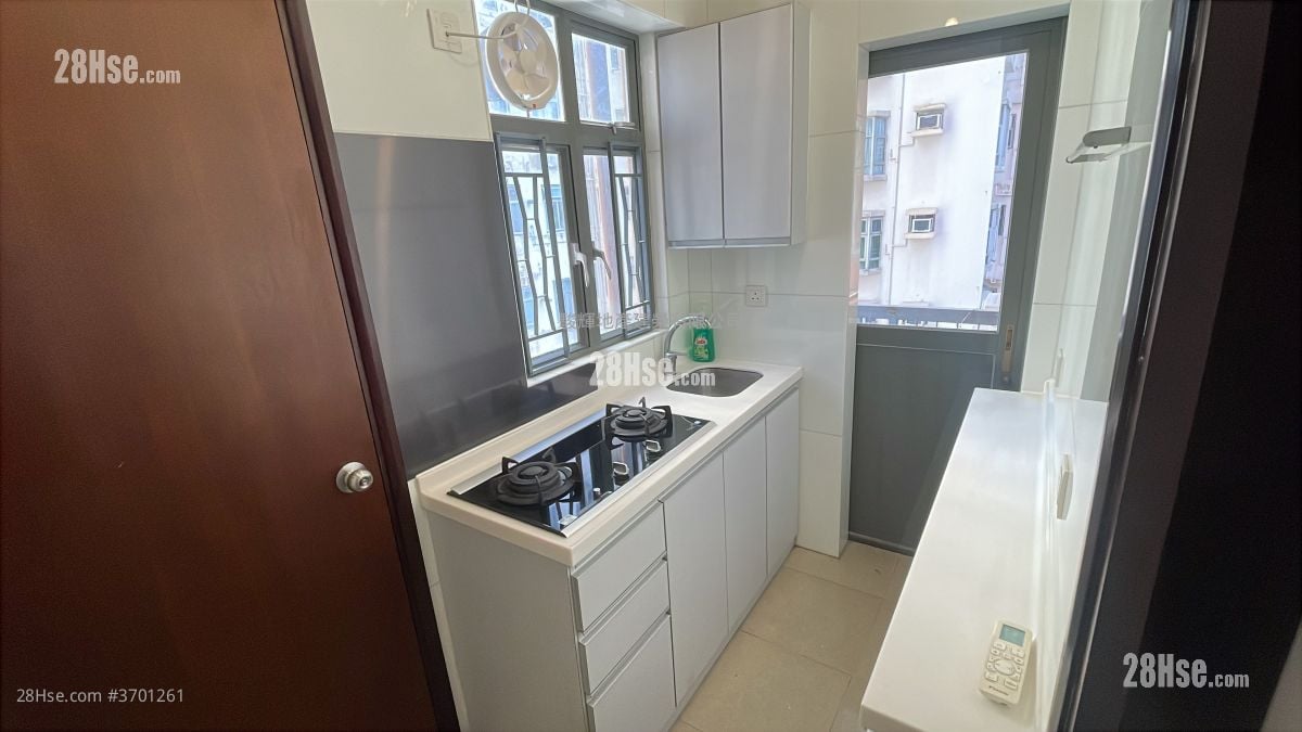 逸安阁 租盘 3 房 , 1 浴室 518 平方尺