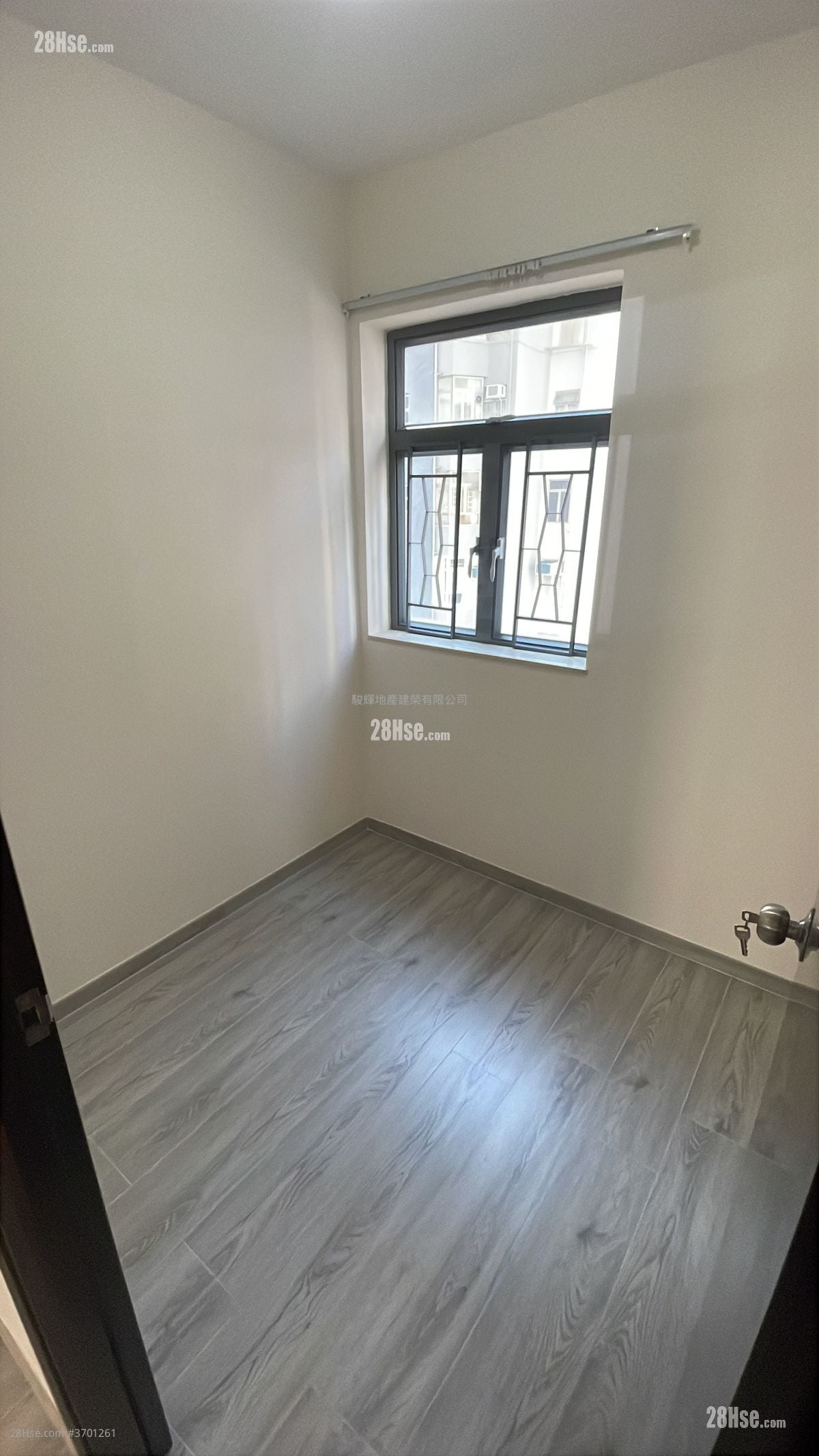 逸安阁 租盘 3 房 , 1 浴室 518 平方尺