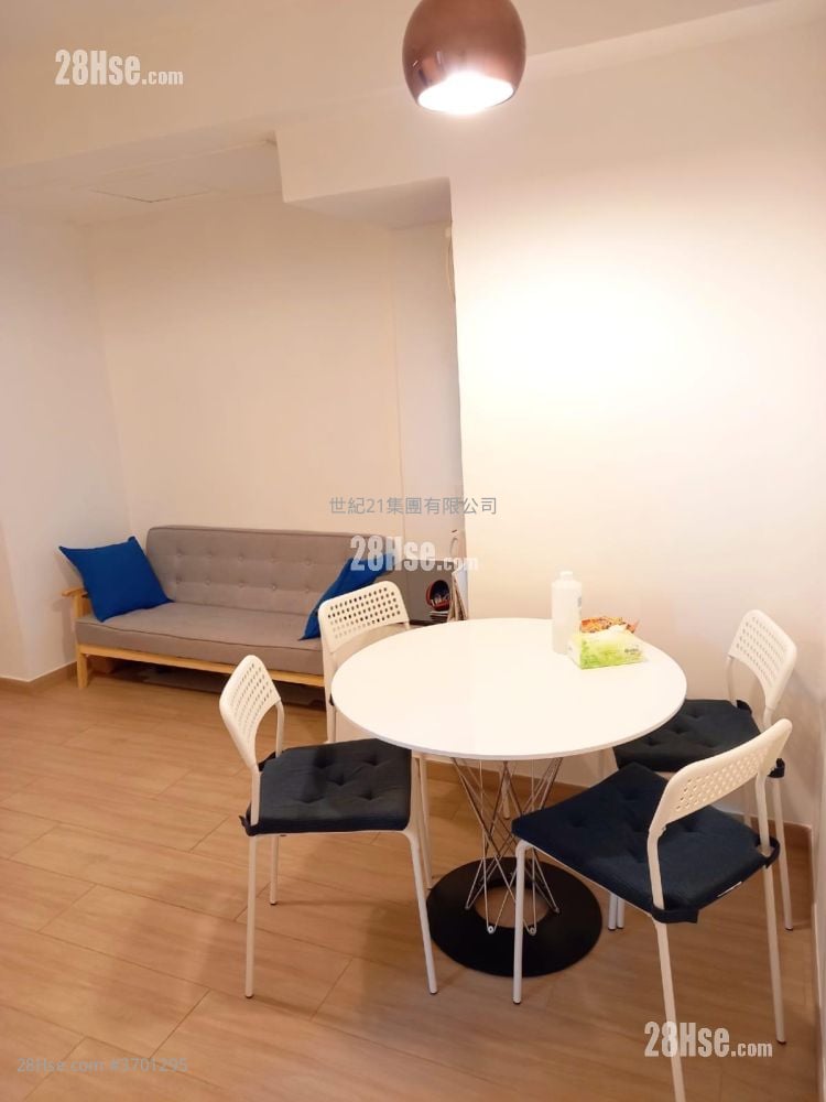 花园城 租盘 2 房 , 1 浴室 297 平方尺