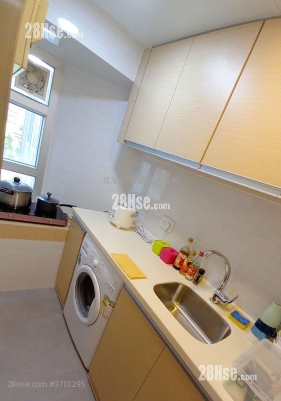 花园城 租盘 2 房 , 1 浴室 297 平方尺