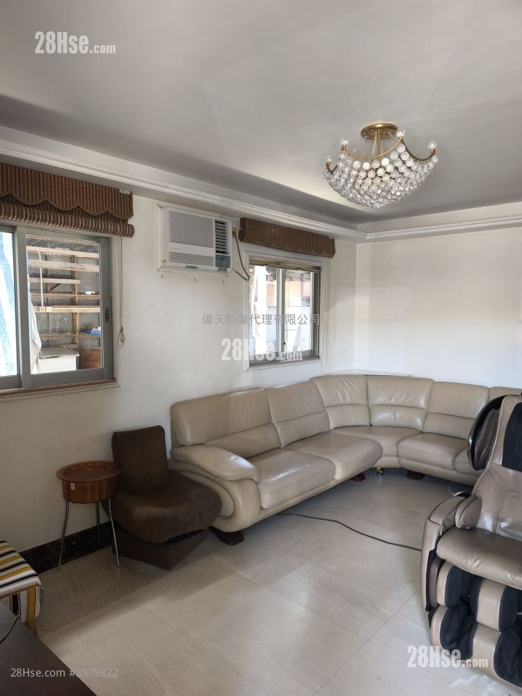 土地 租盘 5+ 房 , 2 浴室 30,000 平方尺