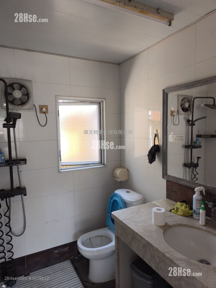 土地 租盘 5+ 房 , 2 浴室 30,000 平方尺