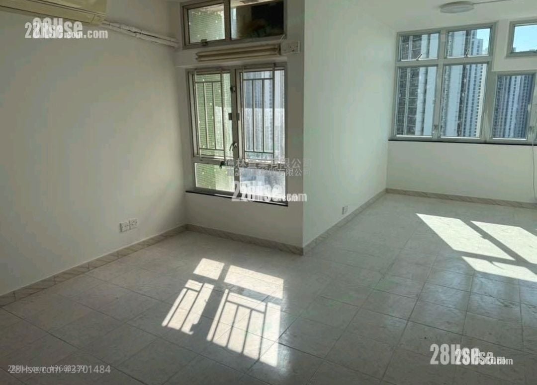 Hing Tin Estate Sell 2 Bedrooms , 1 Bathroom 489 ft²