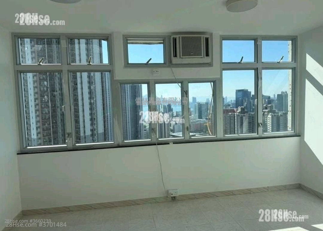 Hing Tin Estate Sell 2 Bedrooms , 1 Bathroom 489 ft²