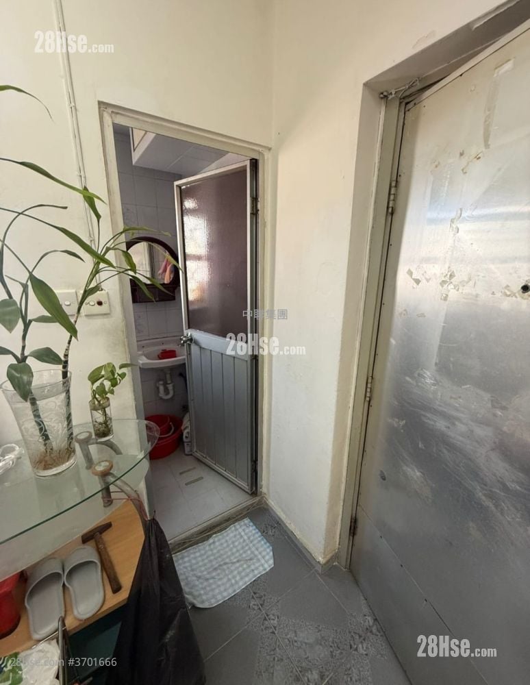 永泰大厦 售盘 2 房 , 1 浴室 367 平方尺