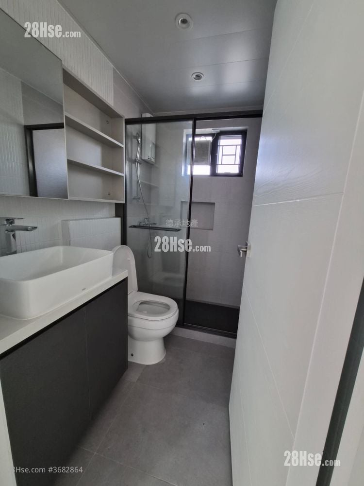 村屋 租盤 2 房 , 1 浴室