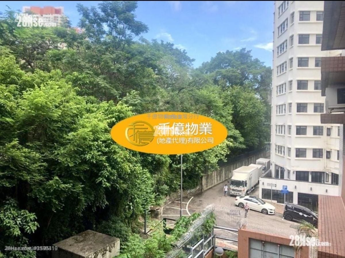 乐年花园 售盘 2 房 , 1 浴室 622 平方尺