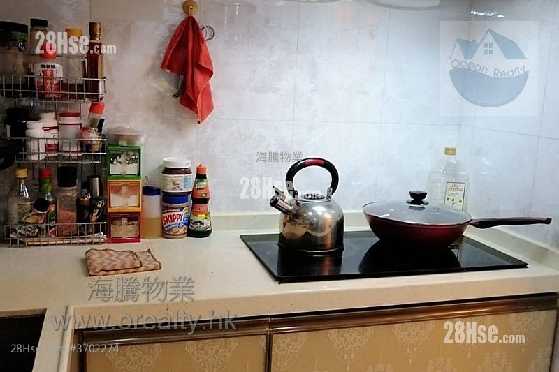 村屋 售盘 3 房 , 1 浴室 650 平方尺