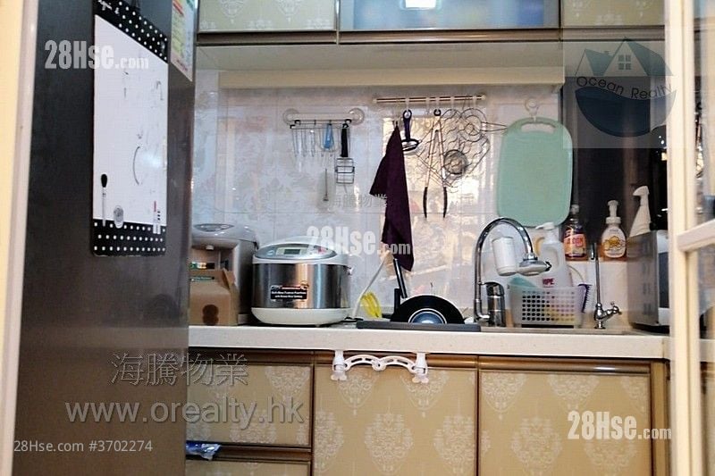 村屋 售盘 3 房 , 1 浴室 650 平方尺