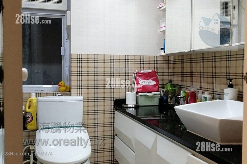 村屋 售盘 3 房 , 1 浴室 650 平方尺