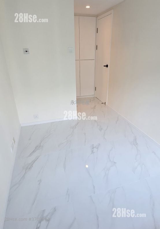 海逸豪园 售盘 1 房 , 1 浴室 404 平方尺