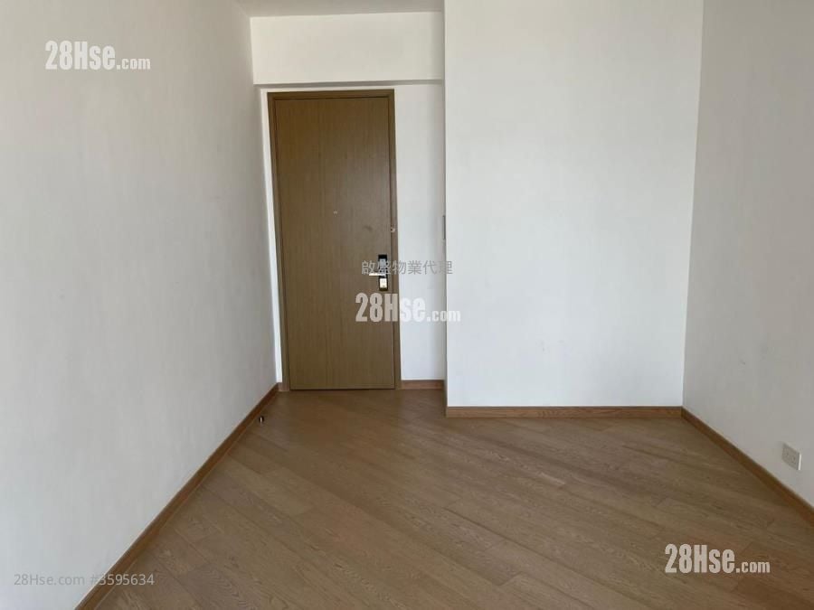 Vibe Centro Sell 3 Bedrooms , 3 Bathrooms 835 ft²