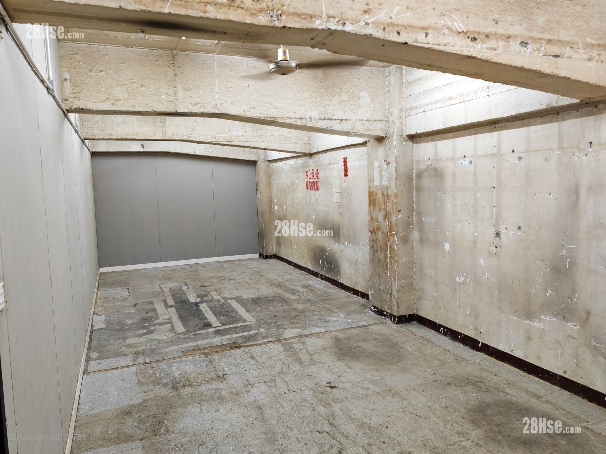 永济工业大厦 租盘 323 平方尺