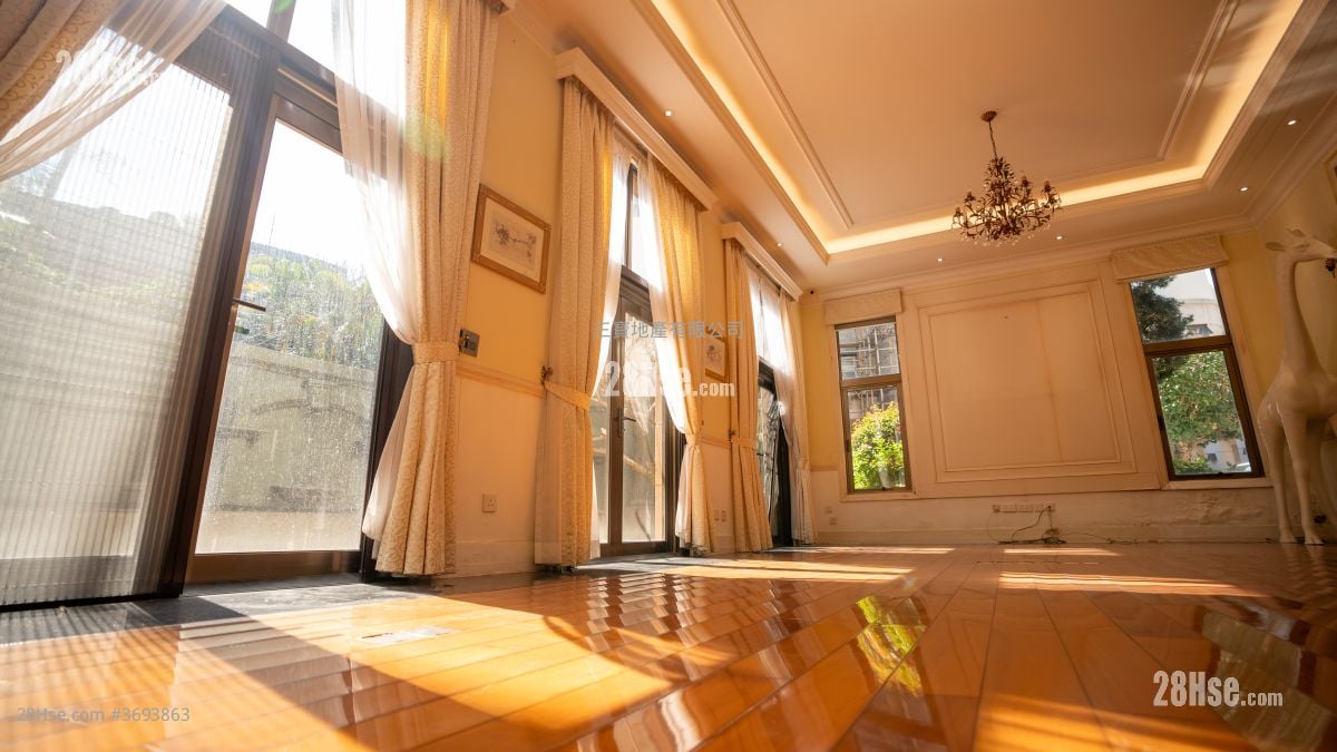 Double Bay Sell 4 Bedrooms , 4 Bathrooms 3,270 ft²