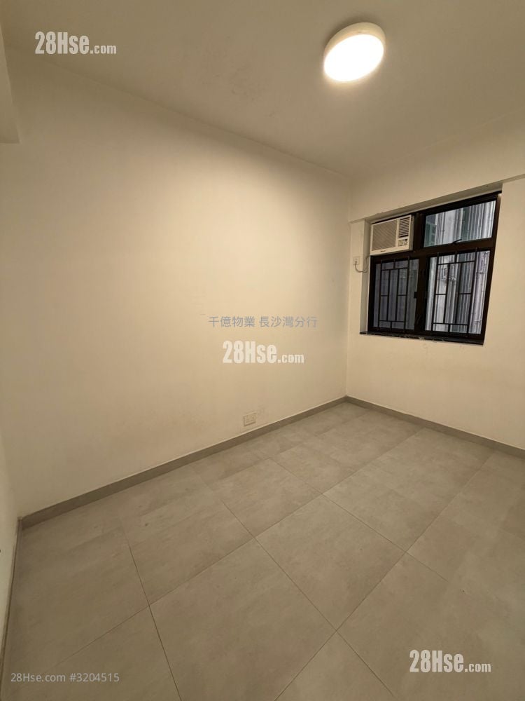 Edward Mansion Sell 3 Bedrooms 554 ft²