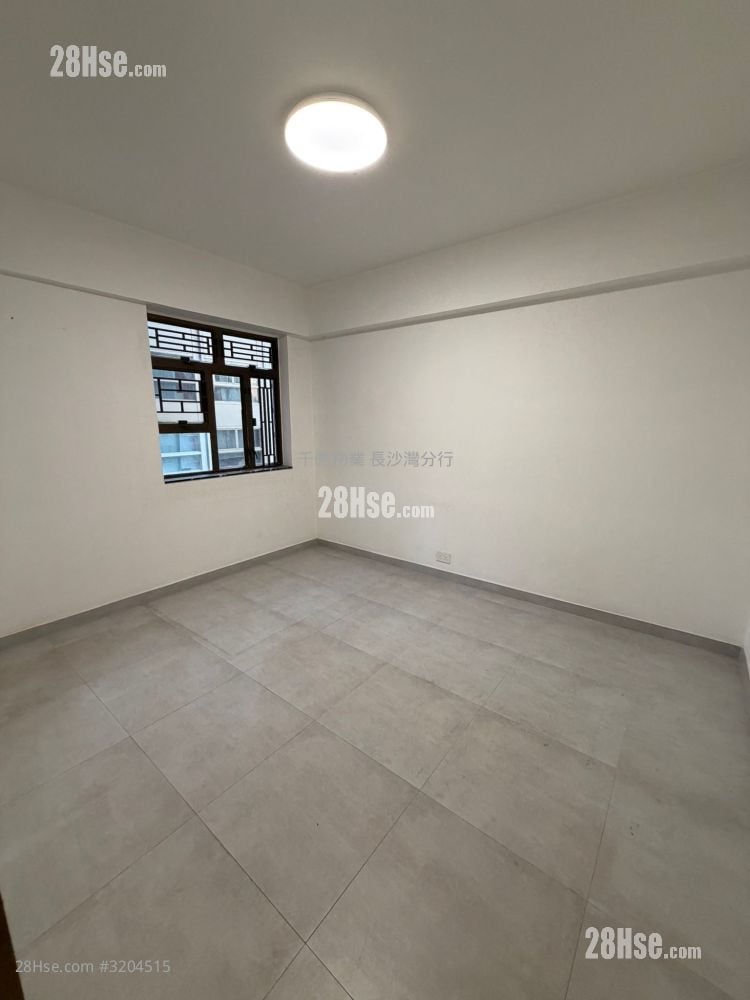 Edward Mansion Sell 3 Bedrooms 554 ft²