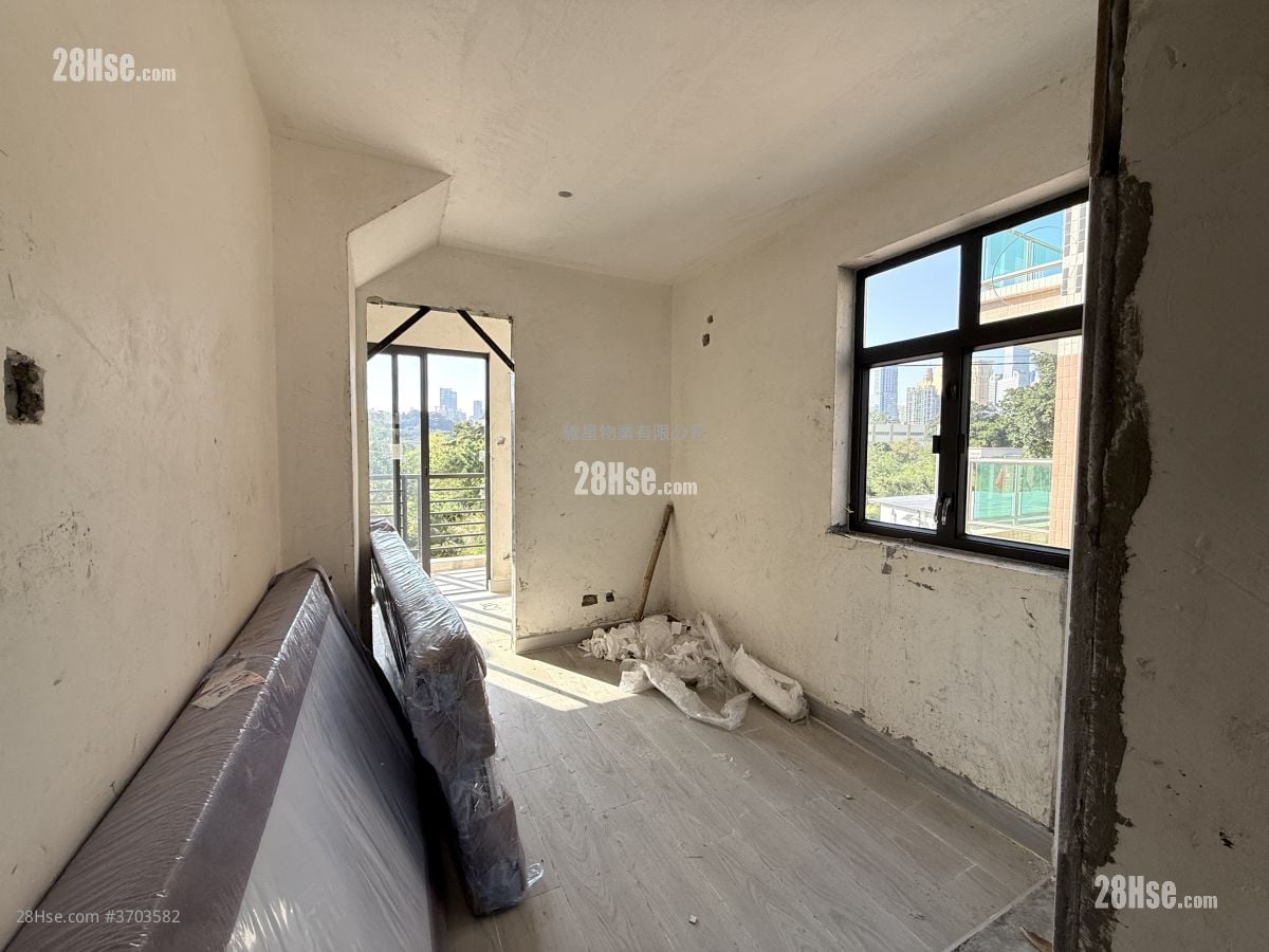 村屋 售盘 2 房 , 1 浴室 350 平方尺