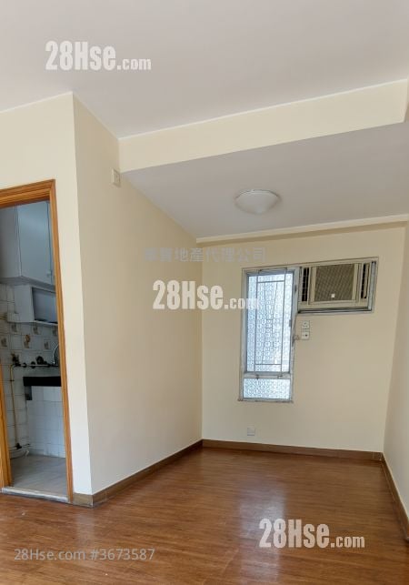 Hong King Garden Sell 3 Bedrooms , 1 Bathroom 519 ft²