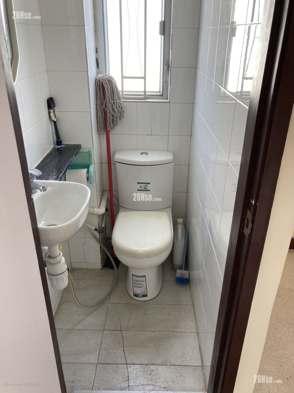 Wing Yip Commercial Building Rental Studio , 1 Toilet