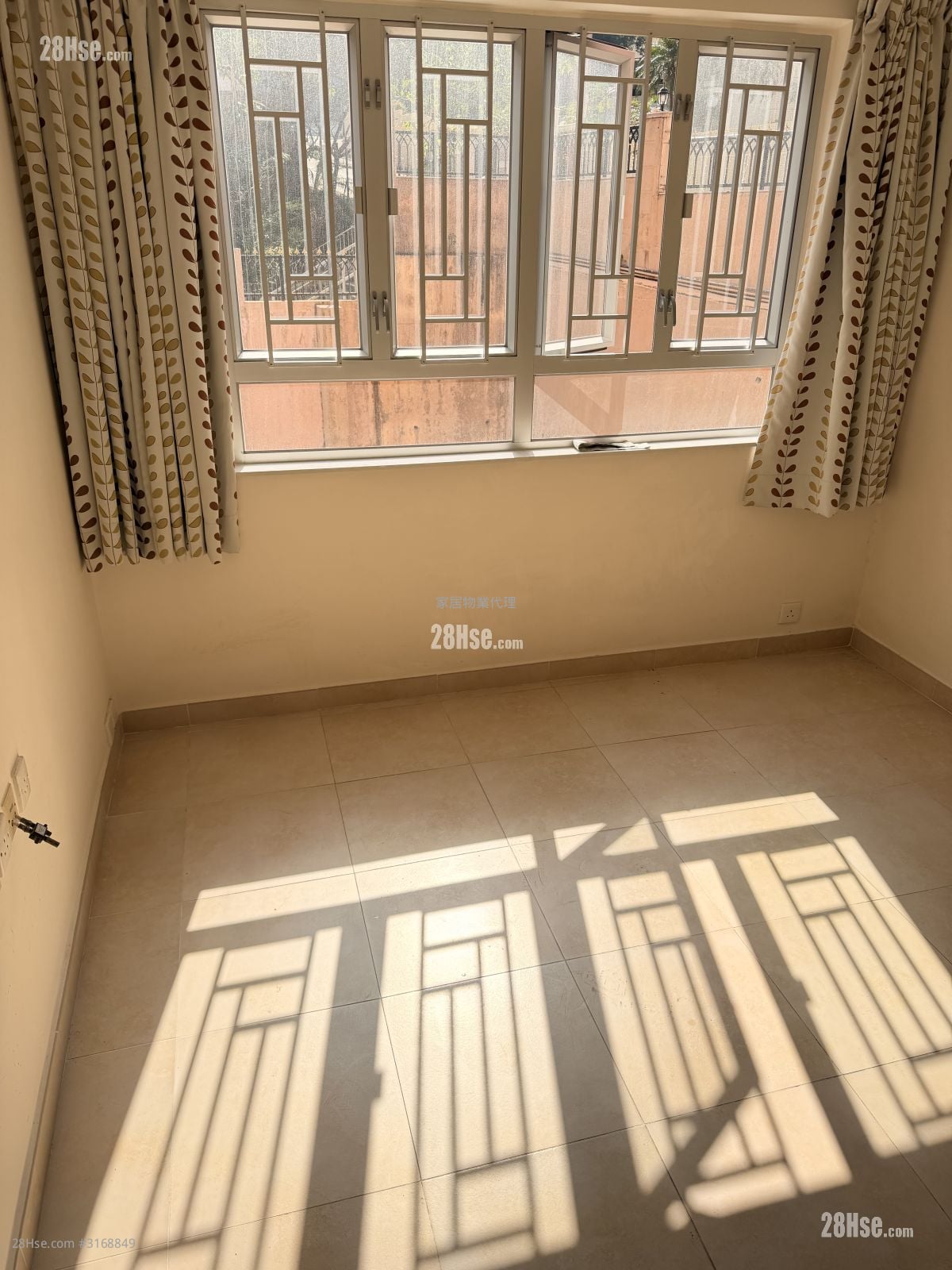 Tai Hang Terrace Sell 2 Bedrooms , 1 Bathroom 559 ft²