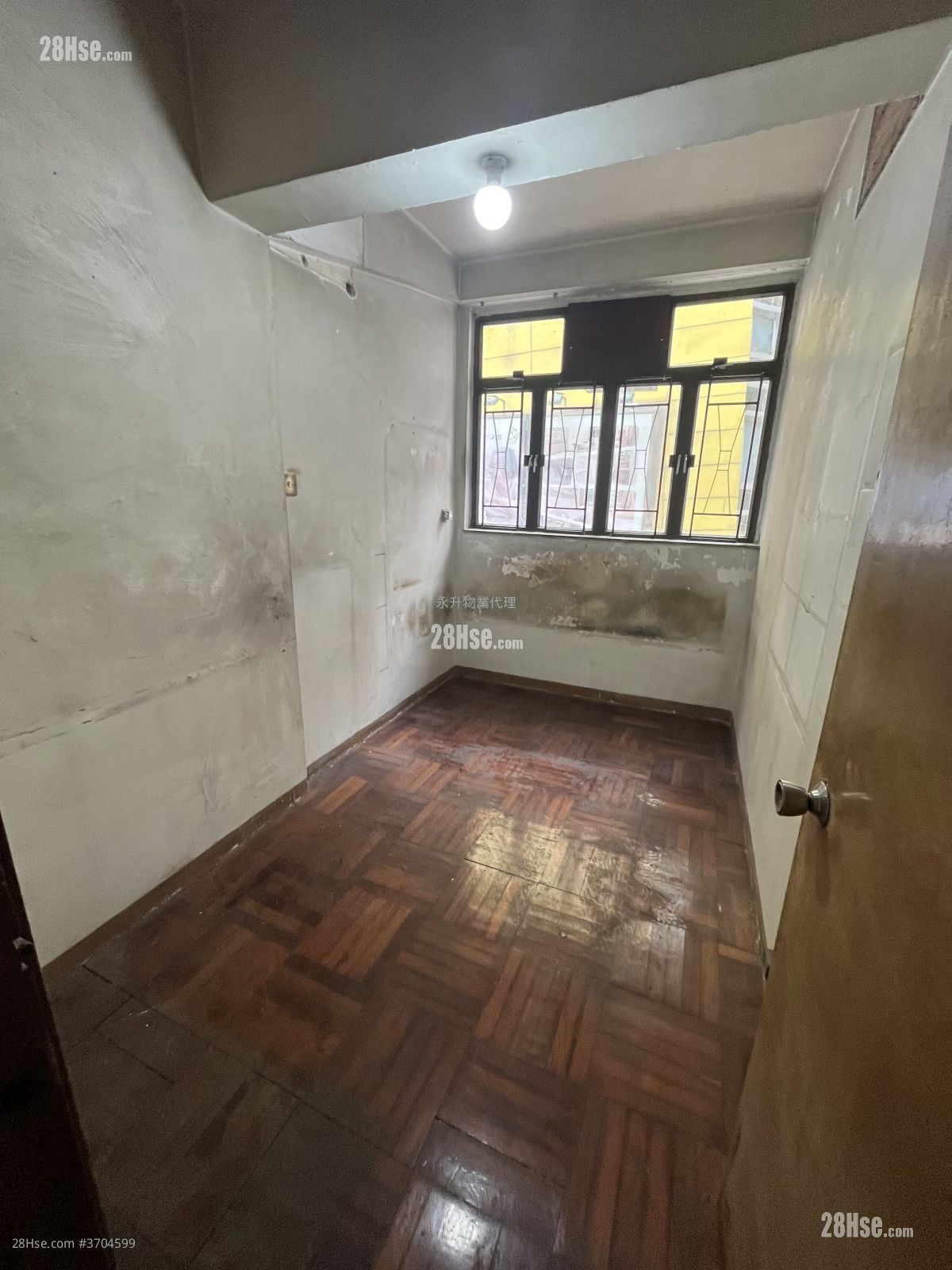 翠园大楼 售盘 2 房 , 1 浴室 427 平方尺