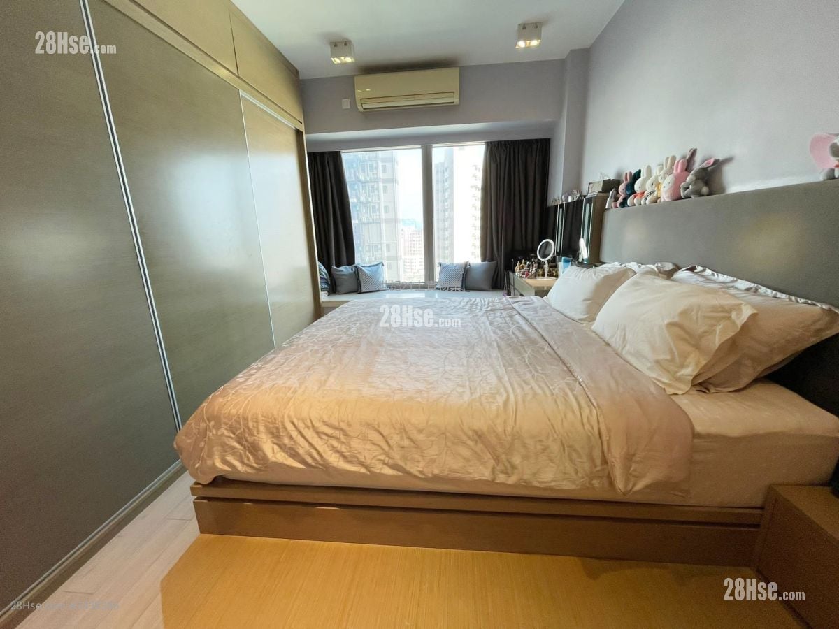 Celestial Heights Sell 3 Bedrooms , 2 Bathrooms 1,137 ft²