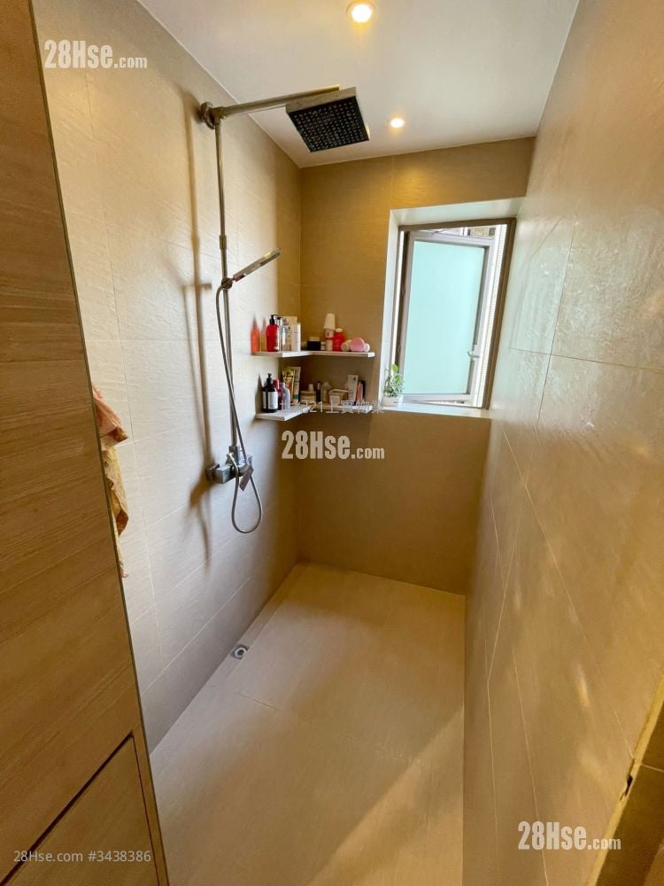 Celestial Heights Sell 3 Bedrooms , 2 Bathrooms 1,137 ft²