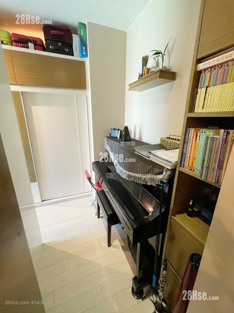 Celestial Heights Sell 3 Bedrooms , 2 Bathrooms 1,137 ft²