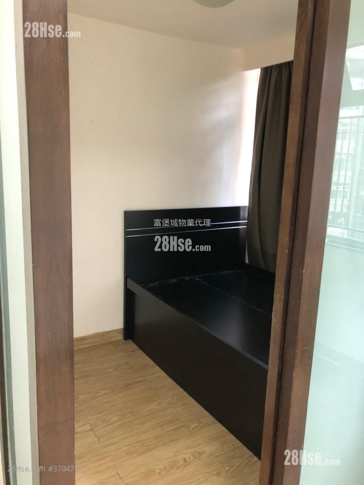 Kwong Lam Court Sell 1 Bedroom , 1 Bathroom 376 ft²