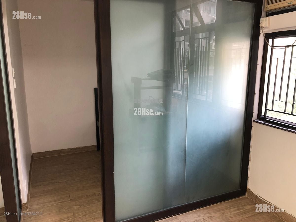 Kwong Lam Court Sell 1 Bedroom , 1 Bathroom 376 ft²