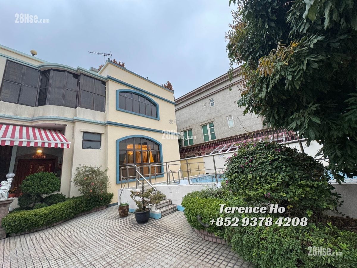 10 Stafford Road Sell 3 Bedrooms , 2 Bathrooms 1,343 ft²