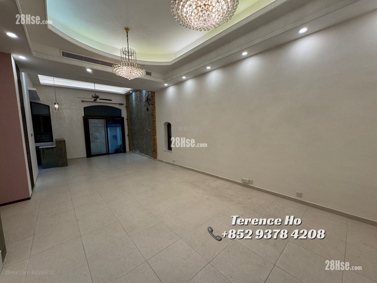 10 Stafford Road Sell 3 Bedrooms , 2 Bathrooms 1,343 ft²