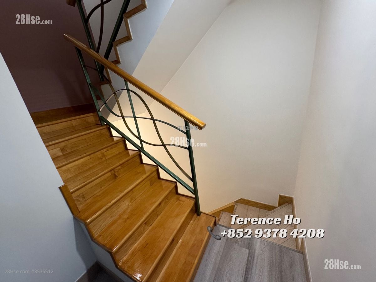 10 Stafford Road Sell 3 Bedrooms , 2 Bathrooms 1,343 ft²