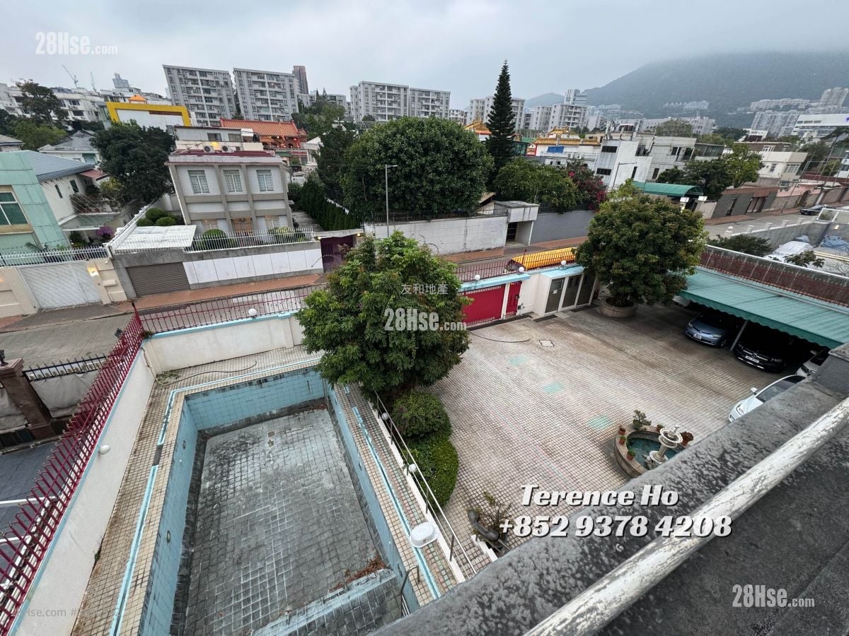 10 Stafford Road Sell 3 Bedrooms , 2 Bathrooms 1,343 ft²