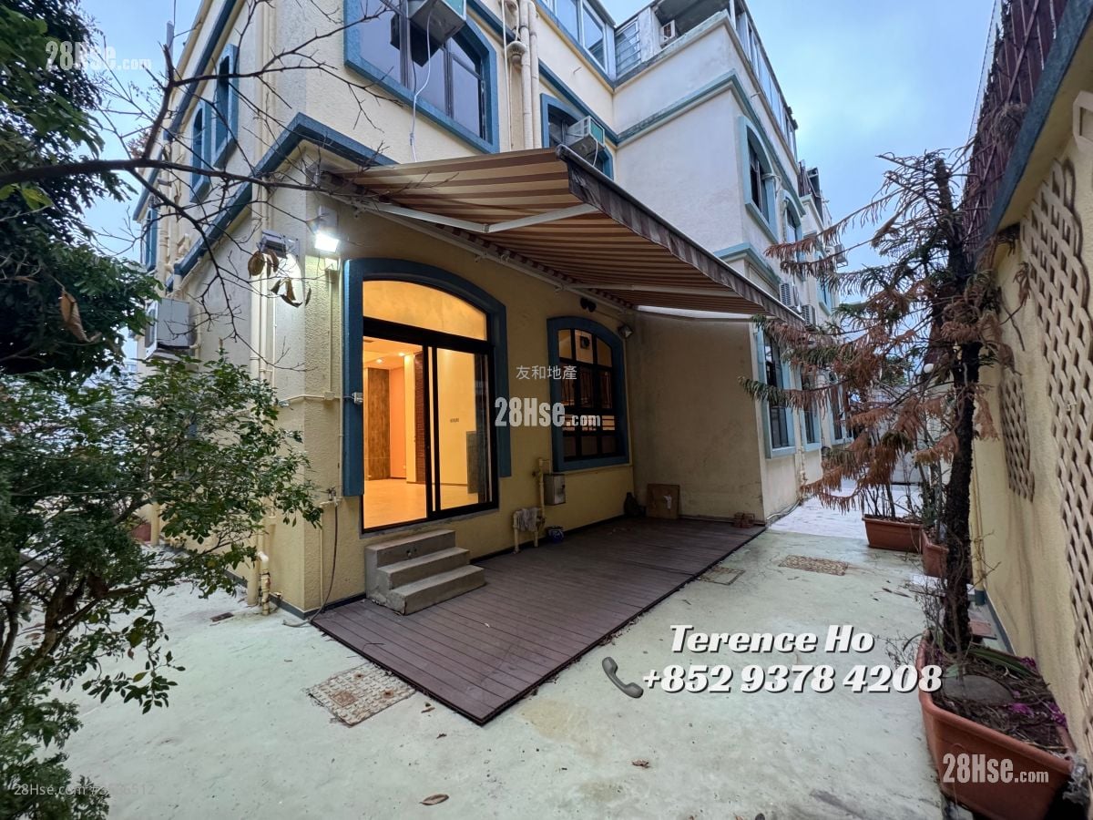 10 Stafford Road Sell 3 Bedrooms , 2 Bathrooms 1,343 ft²