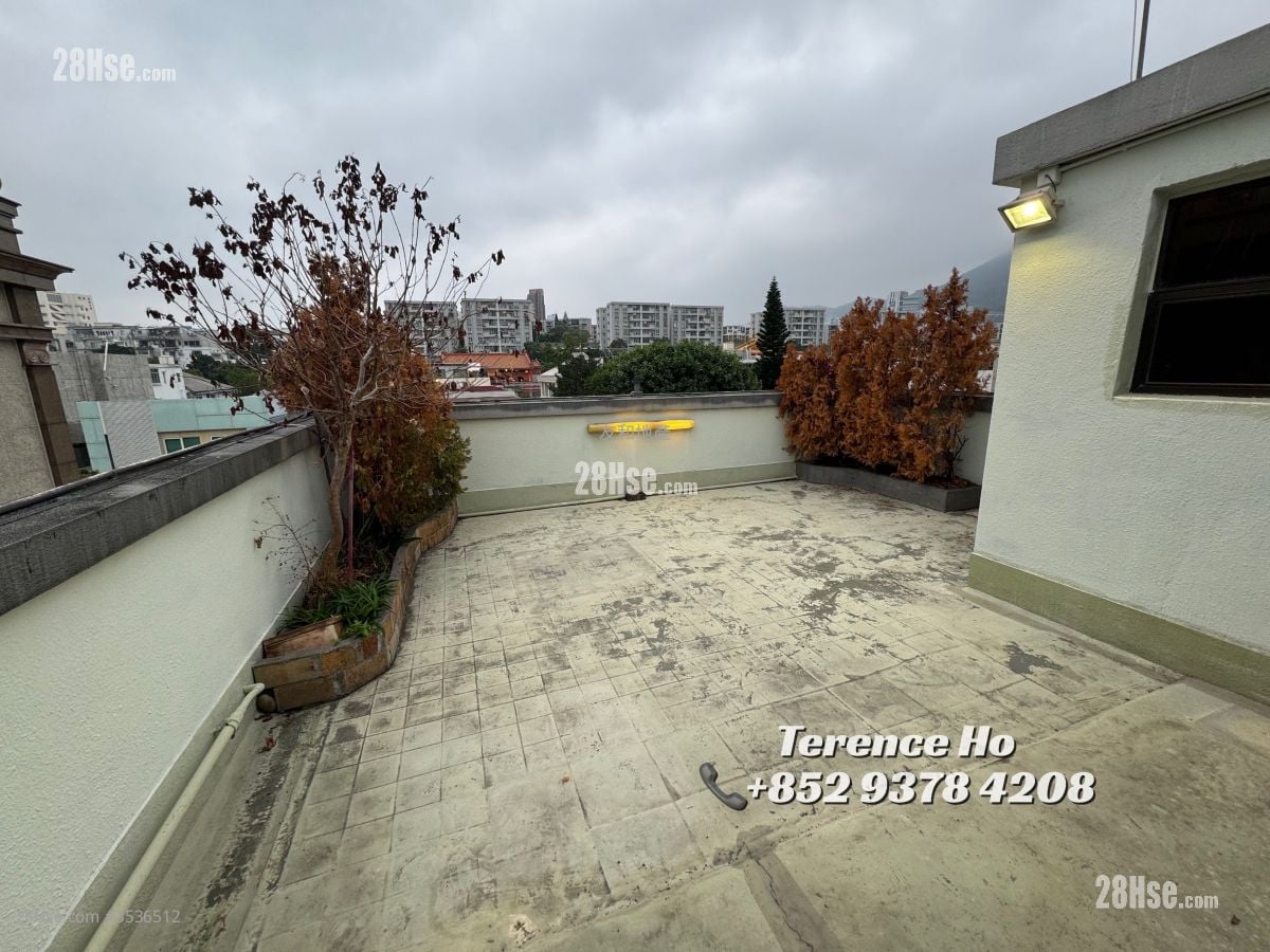 10 Stafford Road Sell 3 Bedrooms , 2 Bathrooms 1,343 ft²