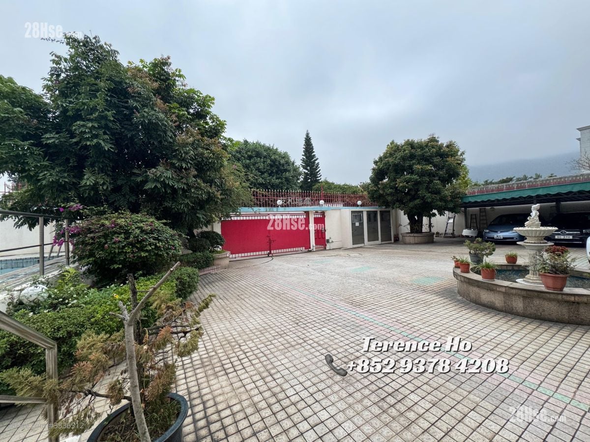 10 Stafford Road Sell 3 Bedrooms , 2 Bathrooms 1,343 ft²