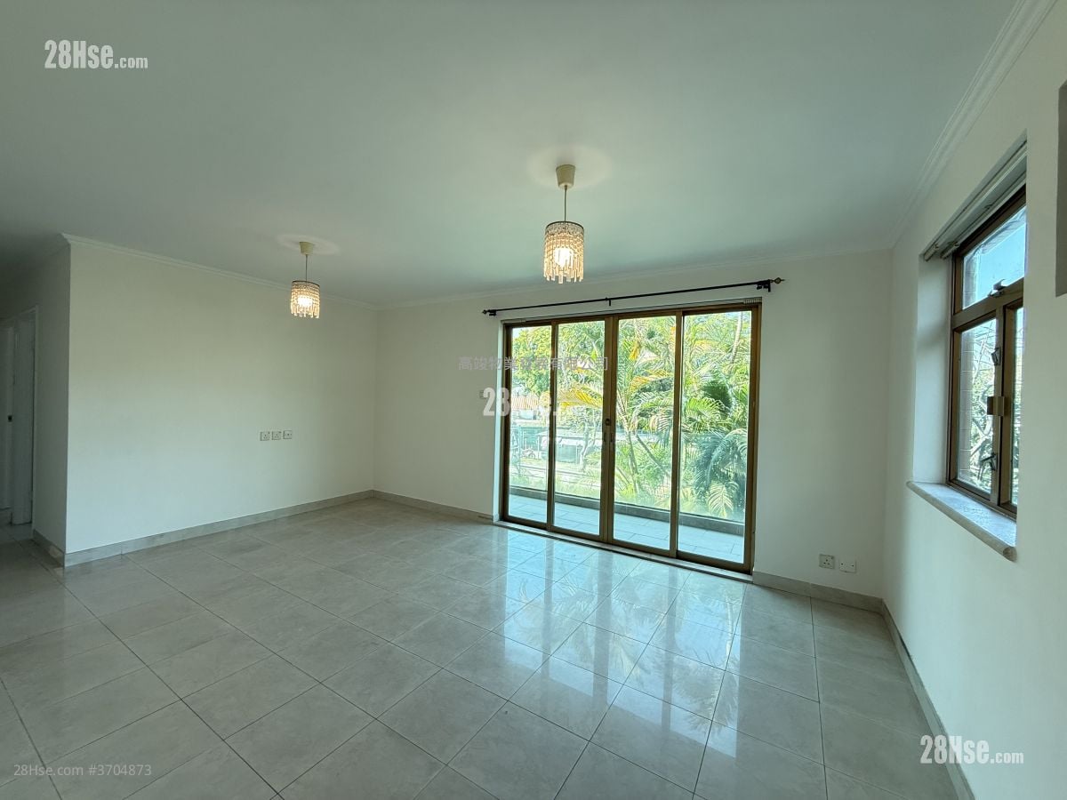 龙鼓滩 售盘 5+ 房 , 3 浴室 2,100 平方尺