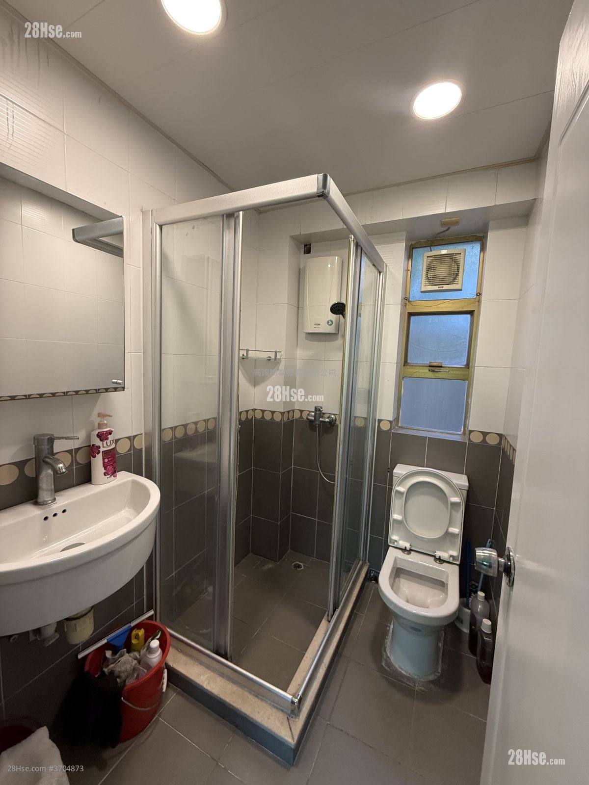 龙鼓滩 售盘 5+ 房 , 3 浴室 2,100 平方尺