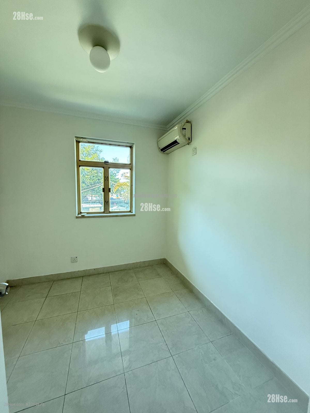 龙鼓滩 售盘 5+ 房 , 3 浴室 2,100 平方尺