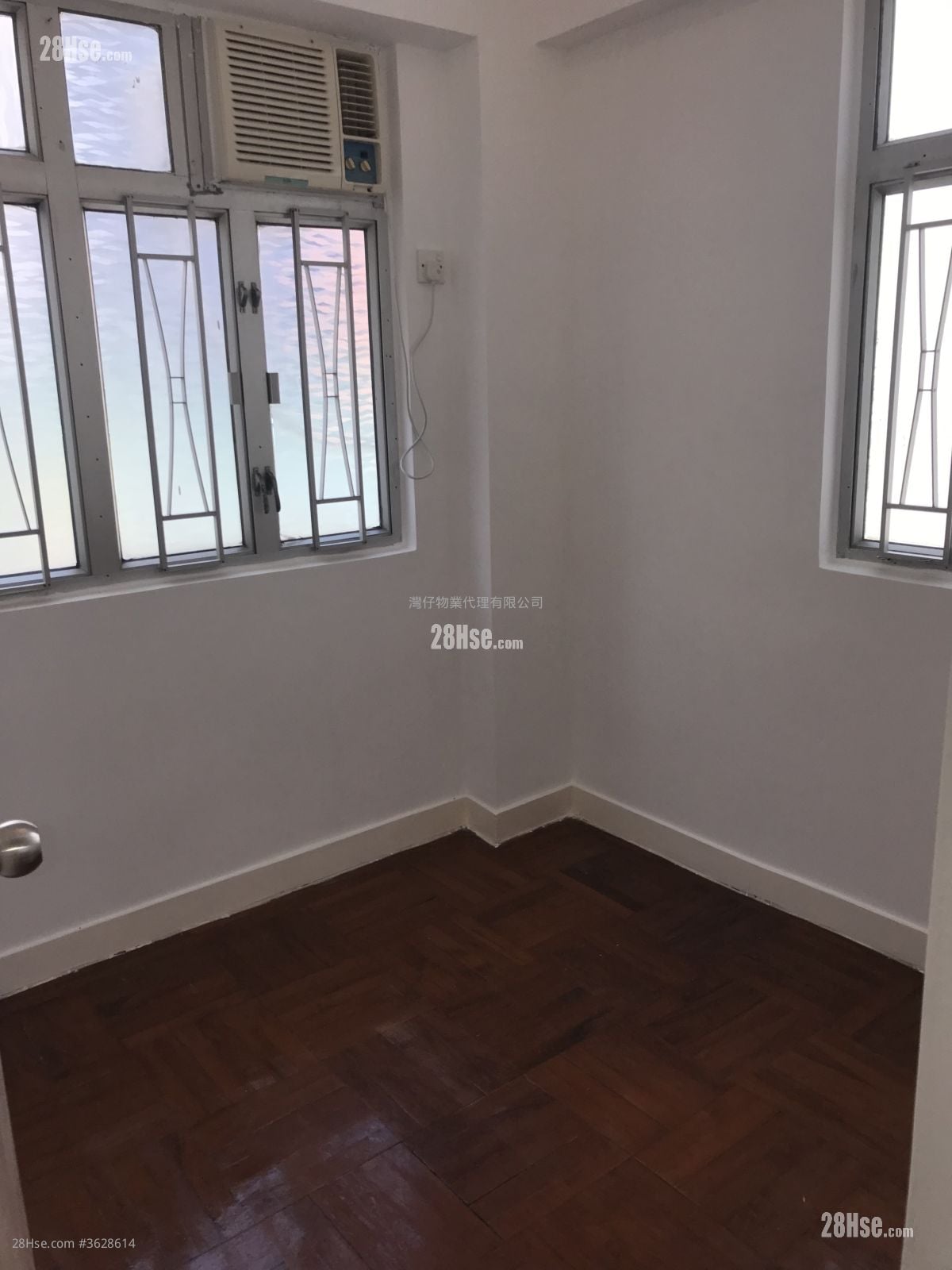 Kin On House Rental 2 Bedrooms , 1 Bathroom 330 ft²