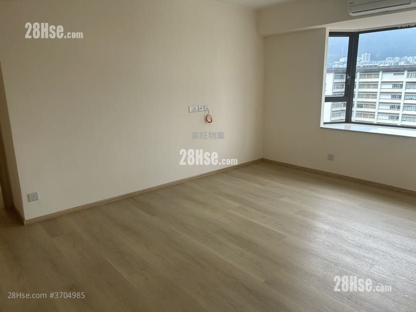 Beverly Villas Sell 4 Bedrooms , 3 Bathrooms 1,620 ft²