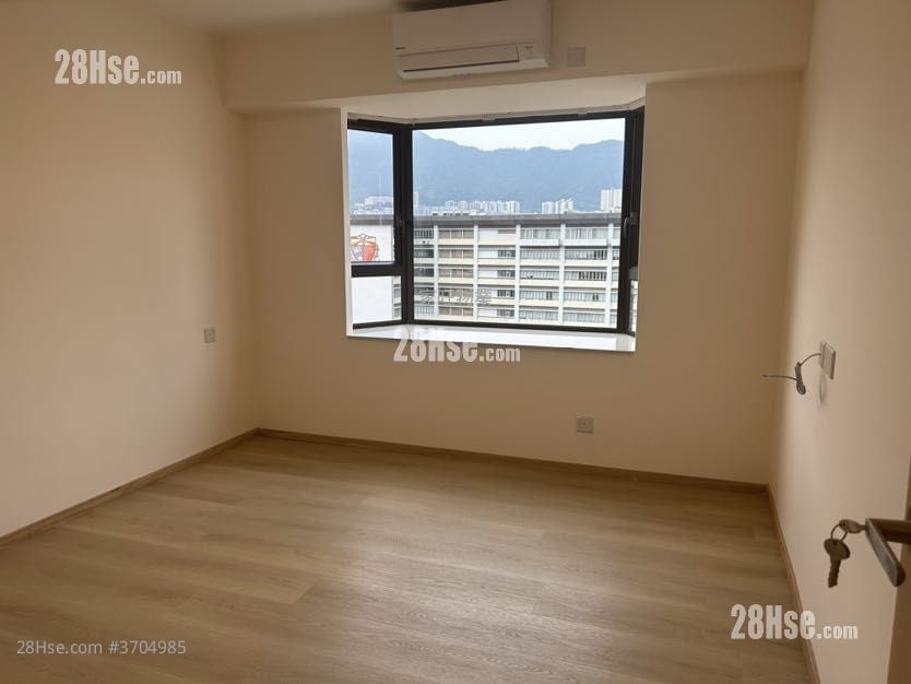 Beverly Villas Sell 4 Bedrooms , 3 Bathrooms 1,620 ft²