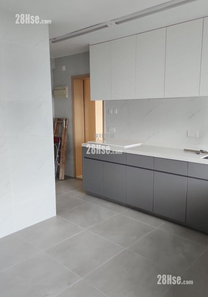 Beverly Villas Sell 4 Bedrooms , 3 Bathrooms 1,620 ft²