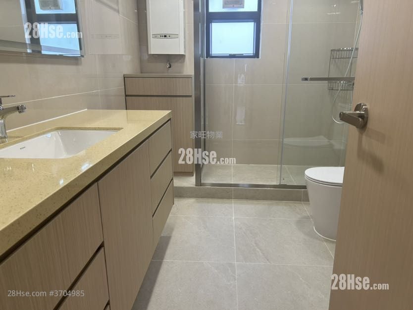 Beverly Villas Sell 4 Bedrooms , 3 Bathrooms 1,620 ft²