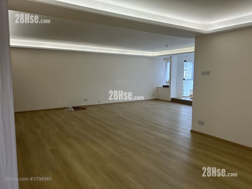 Beverly Villas Sell 4 Bedrooms , 3 Bathrooms 1,620 ft²