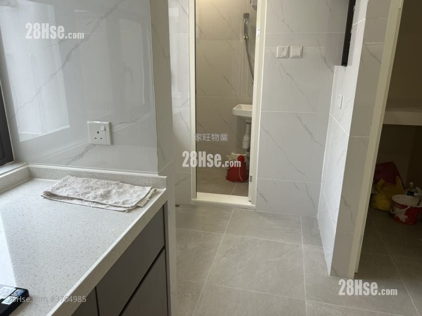 Beverly Villas Sell 4 Bedrooms , 3 Bathrooms 1,620 ft²