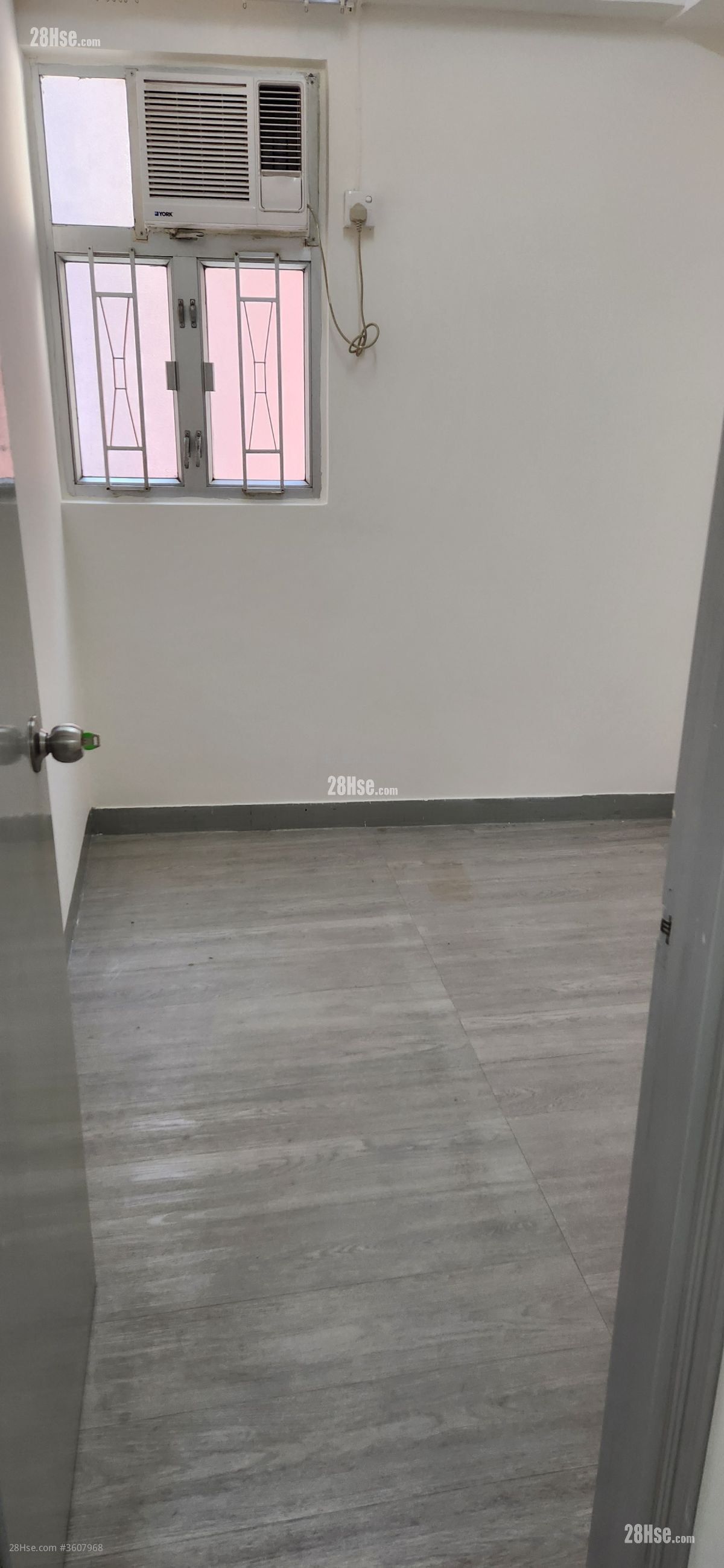 Wah Lok Building Rental 2 Bedrooms , 1 Bathroom 365 ft²
