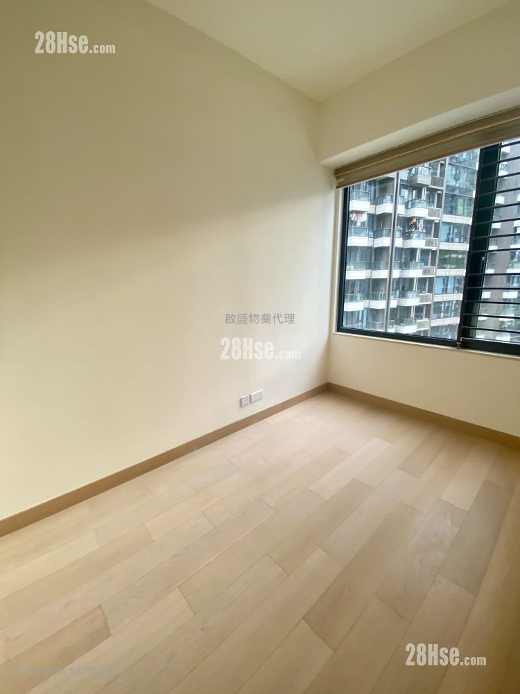 K.city Sell 4 Bedrooms , 2 Bathrooms 964 ft²