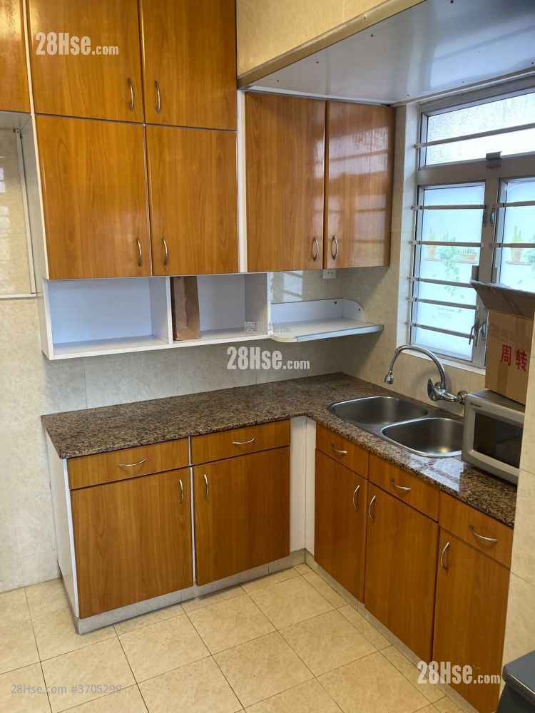 昌明洋楼 售盘 5+ 房 , 2 浴室 759 平方尺